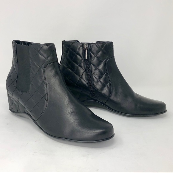 aquatalia quilted boots